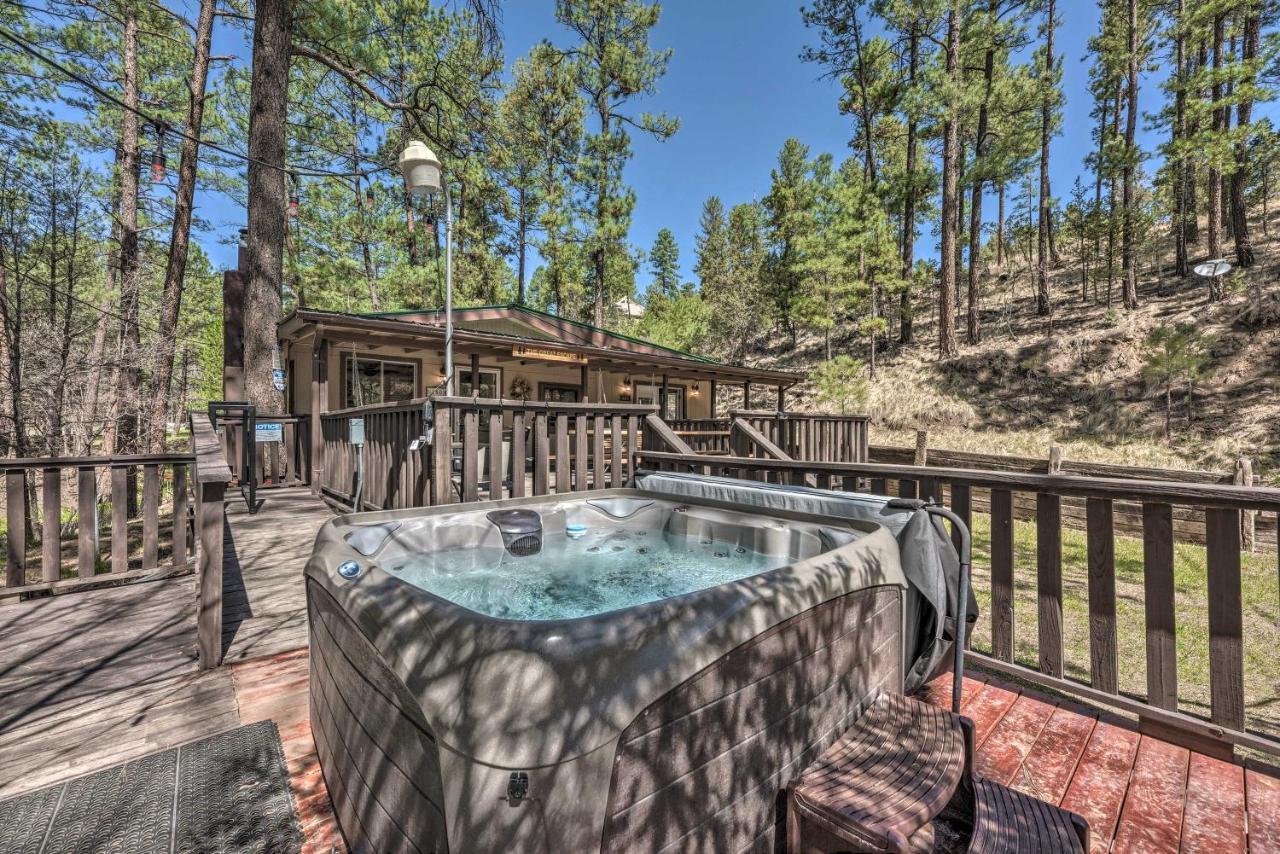 Tranquil Cabin With Stream And Deck Near Dtwn Ruidoso! ภายนอก รูปภาพ